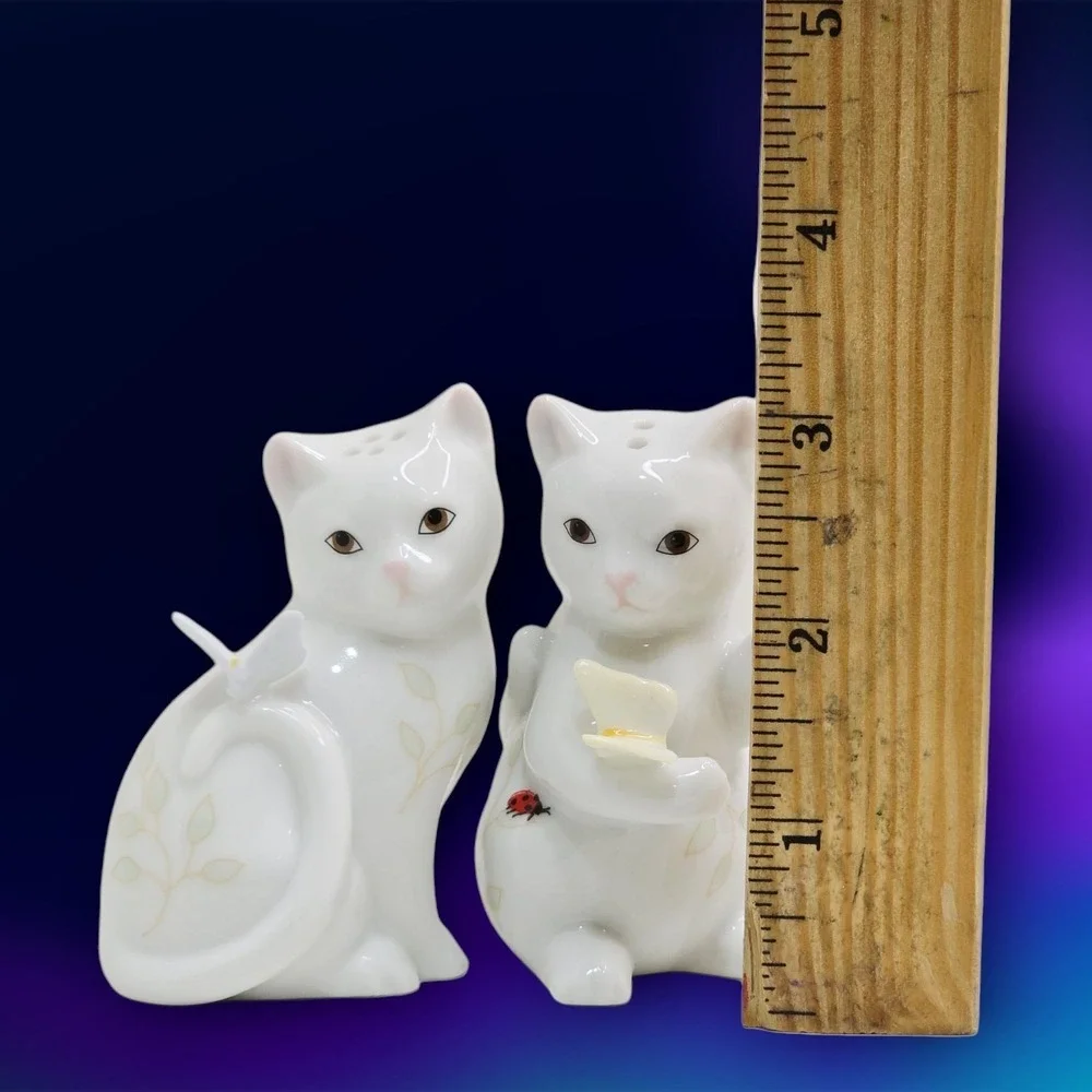 LENOX PORCELAIN SALT‎ & PEPPER SHAKERS SET CATS WITH BUTTRFLY